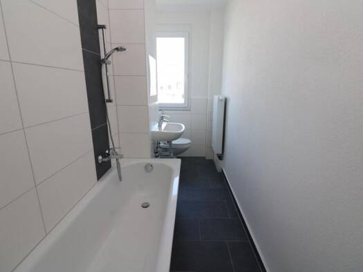 Wohnung zur Miete 409 € 3 Zimmer 58,3 m² 2. Geschoss Ziolkowskistraße 25 Freiberg Freiberg 09599