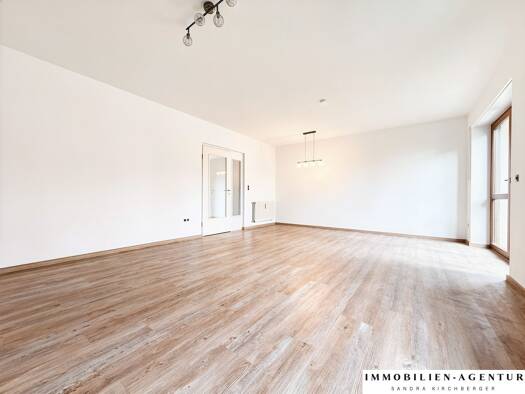 Terrassenwohnung zur Miete 870 € 2 Zimmer 67 m² 2 Geschosse frei ab sofort Krondorf Schwandorf 92421