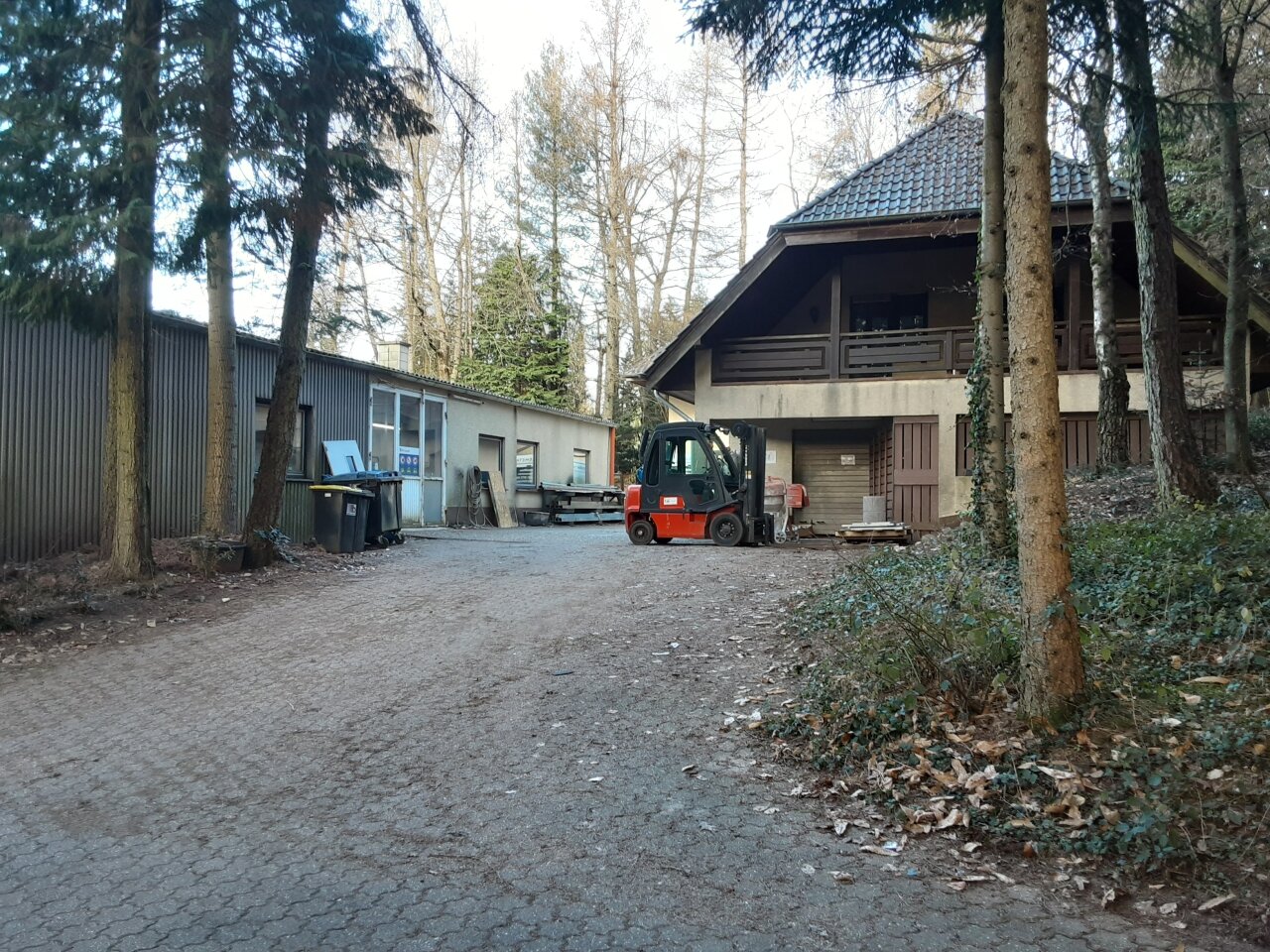 Haus zum Kauf 650.000 € 5 Zimmer 180 m²<br/>Wohnfläche 10.100 m²<br/>Grundstück Im Lämmergraben 7 Winterbach Sankt Wendel 66606