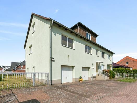 Mehrfamilienhaus zum Kauf als Kapitalanlage geeignet 495.000 € 268 m² 875 m² Grundstück Blumberg Ahrensfelde 16356