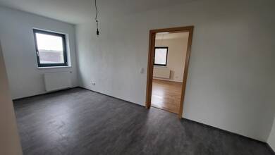 Wohnung zur Miete 680 € 4 Zimmer 90 m² Kelheim Kelheim 93309
