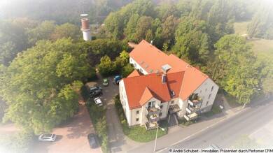 Wohnung zur Miete 550 € 1,5 Zimmer 44 m² 3. Geschoss frei ab 01.06.2025 Coschützer Str. 34 Plauen (Hohenplauen) Dresden 01187