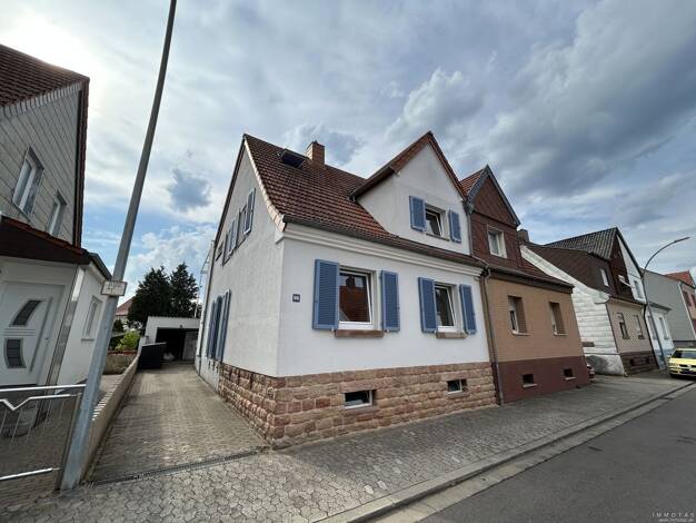 Doppelhaushälfte zum Kauf 275.000 € 6 Zimmer 172 m² 340 m² Grundstück St. Ingbert Sankt Ingbert 66386