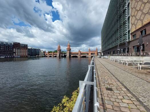 Bürofläche zur Miete provisionsfrei 39 € 2.297 m² Bürofläche teilbar ab 2.297 m² Friedrichshain Friedrichshain-Kreuzberg 10245