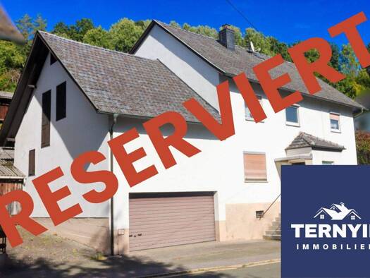 Einfamilienhaus zum Kauf 109.000 € 6 Zimmer 130 m² 1.187 m² Grundstück Neukirchen Lautertal / Neukirchen 96486