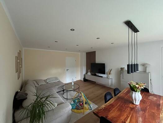 Wohnung zur Miete 798 € 3 Zimmer 76 m² Geschoss 1/2 frei ab 01.10.2026 Sennestadt Bielefeld 33689