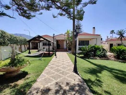 Chalet zum Kauf 726.999 € 4 Zimmer 200 m² Calle Cañaveral, 5 Alhaurín de la Torre 29130