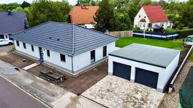 Bungalow zum Kauf 499.500 € 5 Zimmer 138 m² 801 m² Grundstück Ragwitz Bad Dürrenberg / Tollwitz 06231