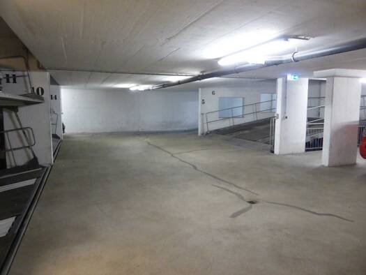 Tiefgaragenstellplatz zur Miete provisionsfrei 45 € Blumenstraße 10 Zentrum-Nord Mitte 04105