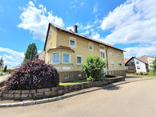 Wohnung zur Miete 600 € 3 Zimmer 88 m² 2. Geschoss frei ab 01.07.2026 Gosheim 78559