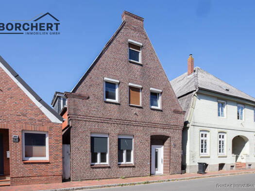 Mehrfamilienhaus zum Kauf provisionsfrei 148.000 € 7,5 Zimmer 237,1 m² 370 m² Grundstück Krempe 25361