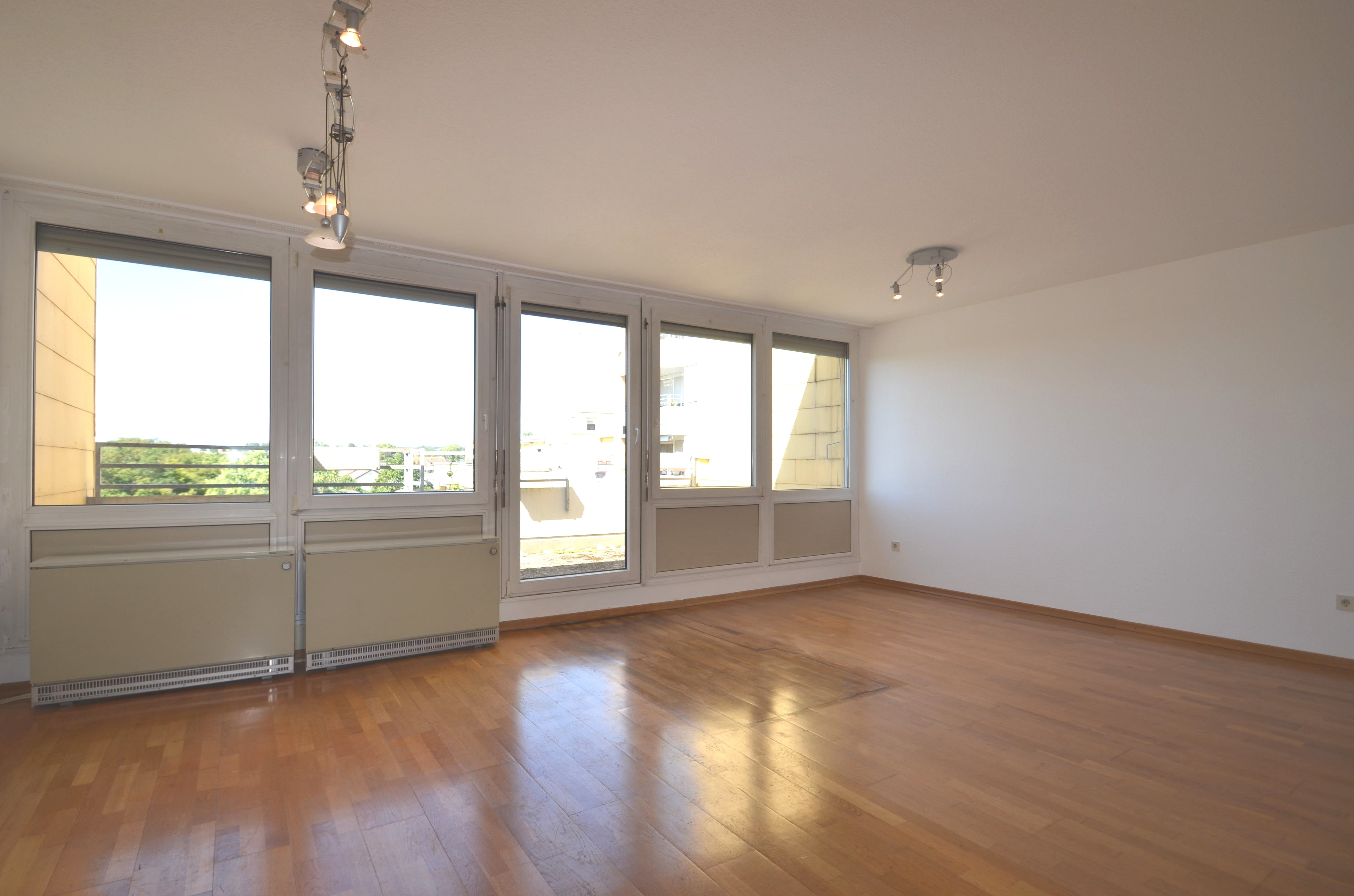 Wohnung zum Kauf 215.000 € 2 Zimmer 60 m²<br/>Wohnfläche Sindelfingen 101 Sindelfingen 71069