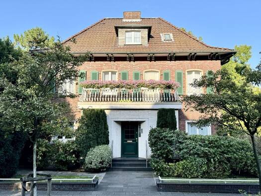 Einfamilienhaus zum Kauf 885.000 € 7 Zimmer 249,2 m² 832 m² Grundstück Duissern Duisburg 47058