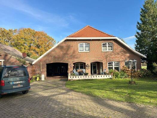 Mehrfamilienhaus zum Kauf 419.000 € 7 Zimmer 211 m² 16.905 m² Grundstück Innenstadt Aurich / Pfalzdorf 26607