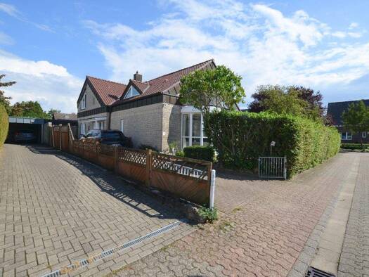 Doppelhaushälfte zum Kauf 325.000 € 3 Zimmer 107 m² 250 m² Grundstück Biemenhorst Bocholt 46395