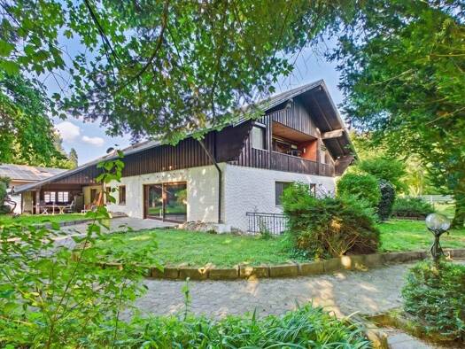 Einfamilienhaus zum Kauf provisionsfrei 850.000 € 12 Zimmer 420 m² 2.702 m² Grundstück Tannau Tettnang / Holzhäusern 88069