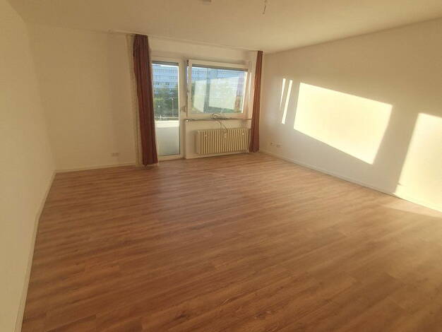 Wohnung zur Miete 950 € 3 Zimmer 87,8 m² 3. Geschoss Bahnhofstraße 98 Mühlacker Mühlacker 75417