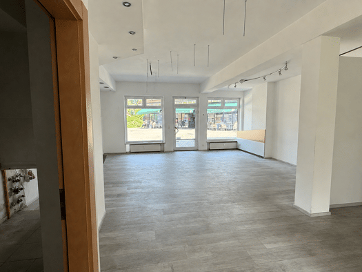 Bürofläche zum Kauf 4.155 € 84 m² Bürofläche Bernau Bernau am Chiemsee 83233