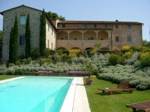 Villa zum Kauf 26 Zimmer 1.056 m² 700.000 m² Grundstück Castelnuovo Berardenga