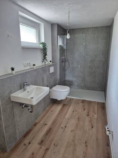 Wohnung zur Miete 495 € 2 Zimmer 37 m² frei ab sofort Eisingen 97249