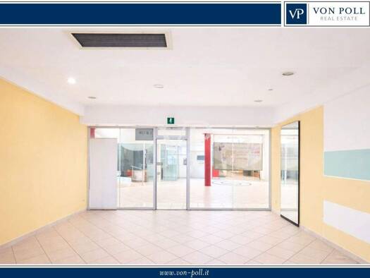 Laden zum Kauf 169.000 € Via degli Olmi 1 Ora 39040