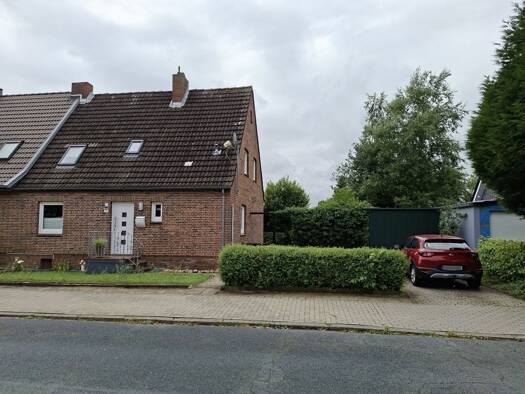 Doppelhaushälfte zum Kauf 195.000 € 5 Zimmer 100,1 m² 365 m² Grundstück Heide Heide 25746