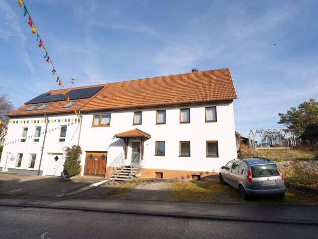 Doppelhaushälfte zum Kauf 249.000 € 5 Zimmer 120 m² 460 m² Grundstück Lauffen Deißlingen / Lauffen 78652