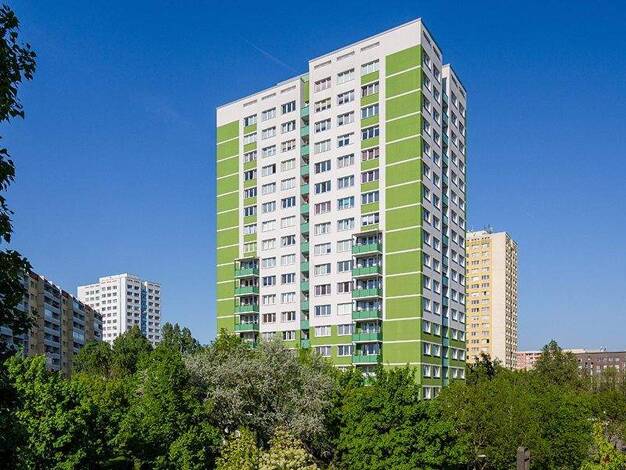 Wohnung zur Miete nur mit Wohnberechtigungsschein 404 € 2 Zimmer 55 m² 15. Geschoss frei ab 01.03.2026 Altenhofer Str. 30 Alt-Hohenschönhausen Berlin 13055