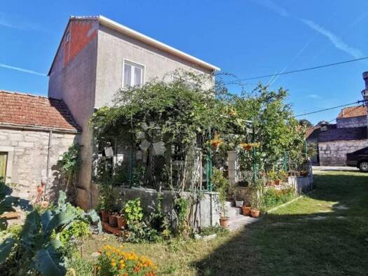Haus zum Kauf 275.000 € 4 Zimmer 107 m² Zrnovo, Korcula Korčula