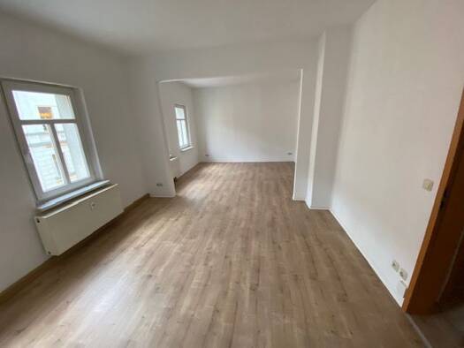 Wohnung zur Miete 540 € 4 Zimmer 90 m² 3. Geschoss frei ab 01.07.2026 Geraer Str. 5 Altenburg 04600