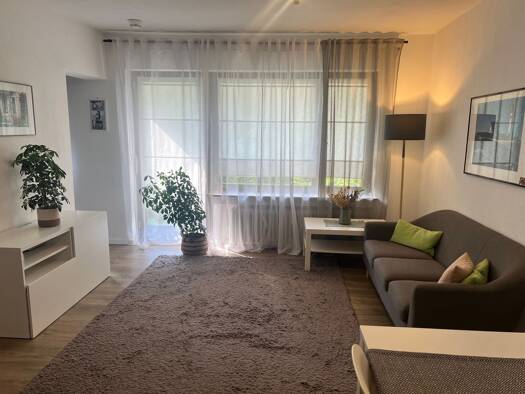 Terrassenwohnung zur Miete 440 € 1,5 Zimmer 42 m² Geschoss EG/4 frei ab 01.08.2026 St Johann Saarbrücken 66123