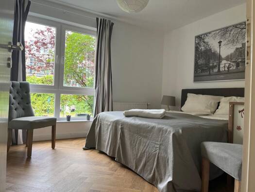 Wohnung zur Miete 1.213 € 3 Zimmer 83 m² Geschoss 1/5 frei ab 01.09.2026 Rheinsberger Straße 75 Mitte Berlin 10115