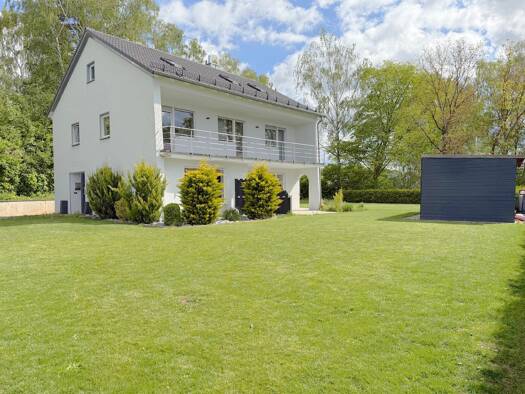 Einfamilienhaus zum Kauf 650.000 € 6,5 Zimmer 250 m² 1.439 m² Grundstück Sauerbruchstraße 3 Meyernberg Bayreuth 95447