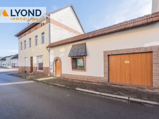 Haus zum Kauf 160.000 € 7 Zimmer 423 m² 496 m² Grundstück Jeßnitz Raguhn-Jeßnitz 06800