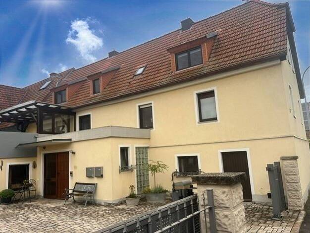 Wohnung zur Miete 1.100 € 5 Zimmer 130 m² 2 Geschosse frei ab 01.12.2026 Knetzgau Knetzgau 97478