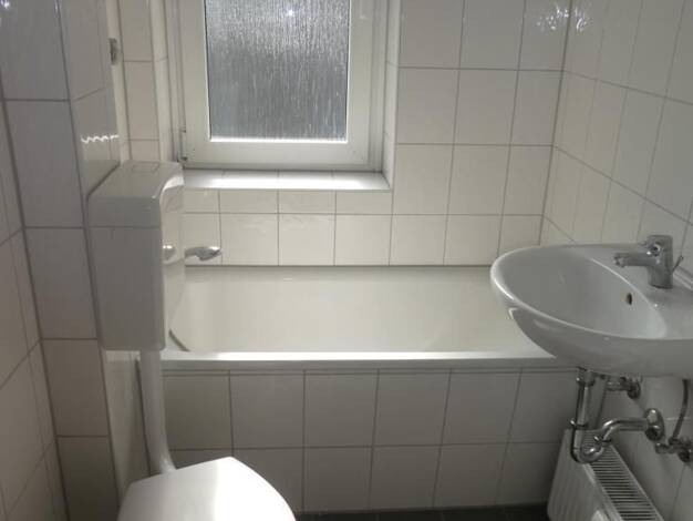 Wohnung zur Miete 699 € 4 Zimmer 91 m² 2. Geschoss frei ab 16.10.2026 Vinckestraße 66 Herne-Mitte Herne 44623