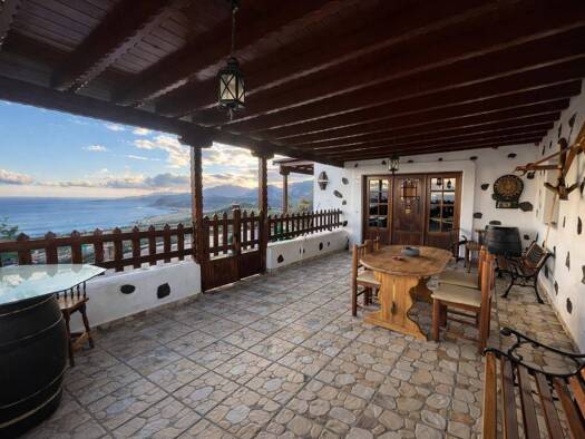 Villa zum Kauf 775.000 € 2 Zimmer 146 m² 20.667 m² Grundstück Tías 35571