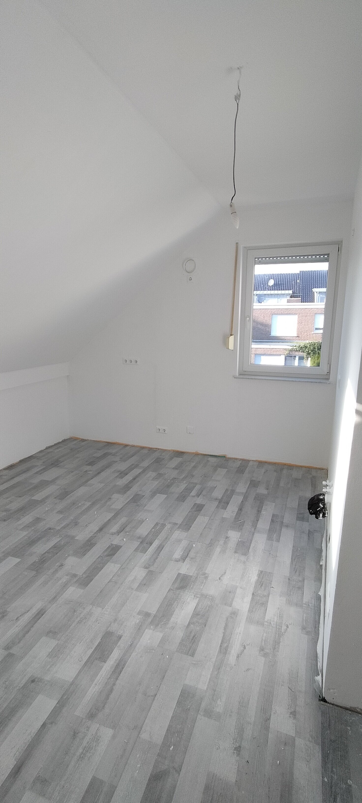 Wohnung zur Miete 450 € 1,5 Zimmer 47 m²<br/>Wohnfläche 1.<br/>Geschoss 01.12.2024<br/>Verfügbarkeit Wichmannallee Nr.9a Hövelhof Hövelhof 33161