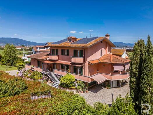 Villa zum Kauf 2.000.000 € 4 Zimmer 500 m² 3.000 m² Grundstück frei ab sofort Quarrata 51039