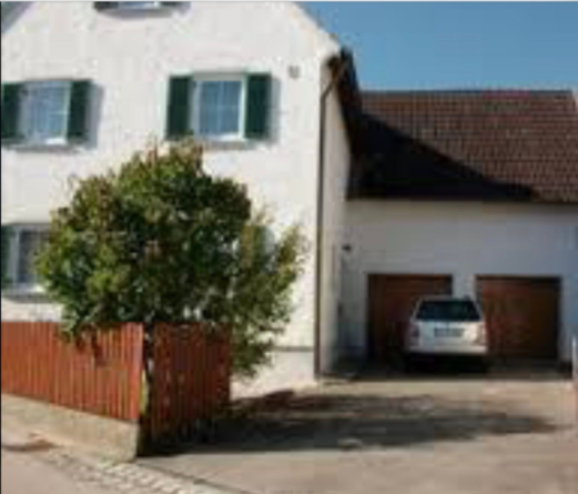 Immobilie in Waldstetten - Renoviertes Einfamilienhaus mit Tenne - Bild 0