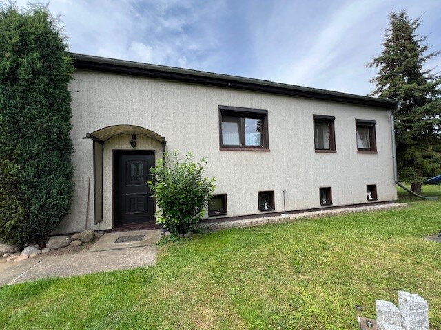 Einfamilienhaus zum Kauf 178.800 € 4 Zimmer 105 m²<br/>Wohnfläche 1.848 m²<br/>Grundstück Küstrin-Kietz Küstriner Vorland 15328