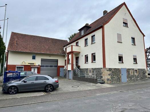 Mehrfamilienhaus zum Kauf 310.000 € 250 m² 714 m² Grundstück Wernswig Homberg (Efze) / Wernswig 34576