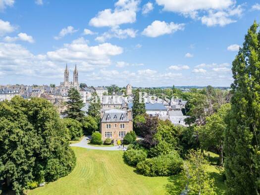 Herrenhaus zum Kauf 790.000 € 13 Zimmer 350 m² 26.600 m² Grundstück Saint-Hilaire-du-Harcouët 50600