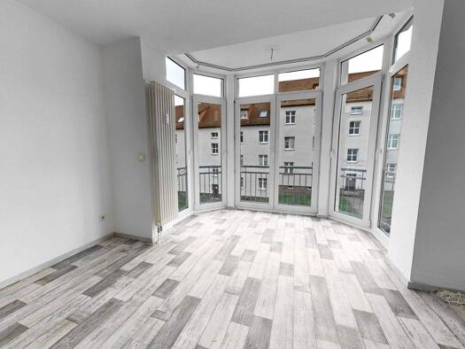 Wohnung zur Miete 230 € 1 Zimmer 40,5 m² 1. Geschoss Richard-Wagner-Str. 4 Zeitz 06712