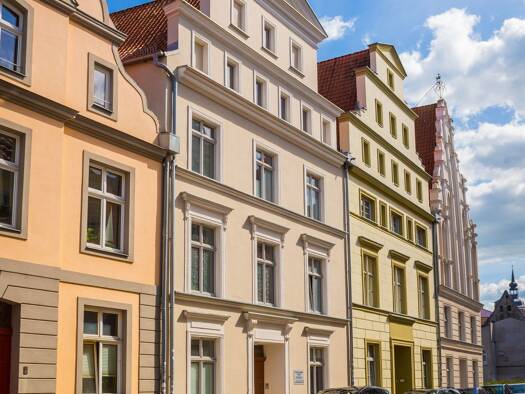 Wohnung zur Miete 733 € 2,5 Zimmer 73,3 m² EG frei ab 01.10.2026 Mönchstr. 54 Altstadt Stralsund 18439