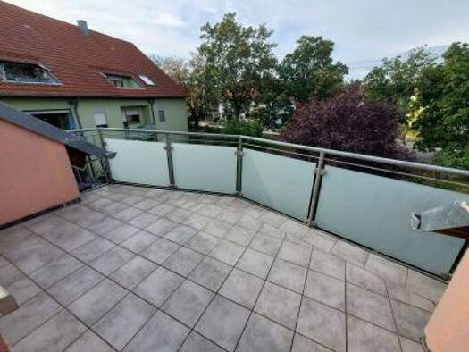 Wohnung zum Kauf als Kapitalanlage geeignet 279.000 € 4 Zimmer 89,3 m² Roseggerstraße 46 Woffenbach Neumarkt in der Oberpfalz 92318