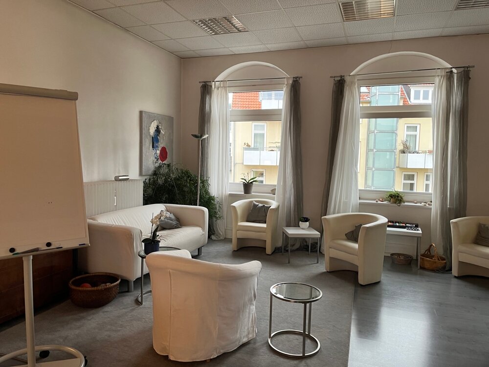 Atelier zur Miete 720 € 1 Zimmer 80 m²<br/>Bürofläche Landgericht Bielefeld 33602