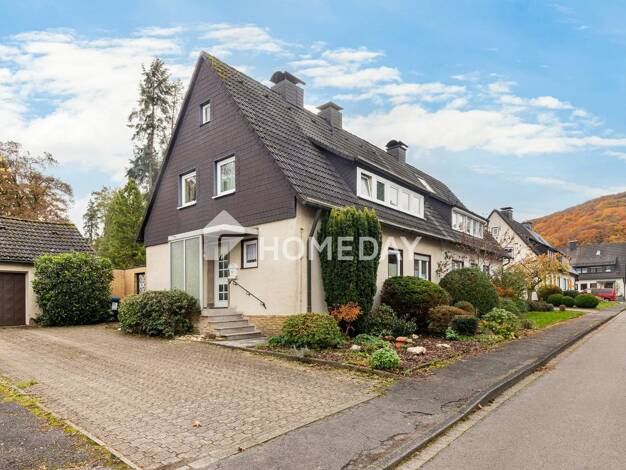 Doppelhaushälfte zum Kauf 329.000 € 6 Zimmer 110 m² 900 m² Grundstück Dahl Hagen 58091