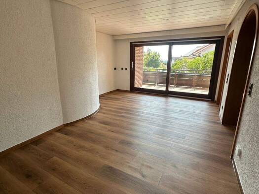 Wohnung zum Kauf 268.000 € 2,5 Zimmer 80 m² Geschoss 1/2 frei ab sofort Niederschopfheim Hohberg 77749