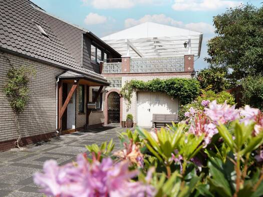 Haus zum Kauf 398.500 € 6 Zimmer 214 m² 864 m² Grundstück Stickgras/Annenriede Delmenhorst 27755